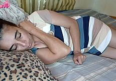 Friend Maximizes Hot Fuck with Juicy Cock Sideways