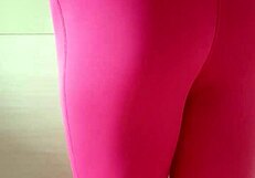 Misr4 displays tight pink leggings in sweaty workout update from May 07 2025
