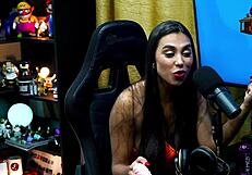 didy reis flashes beautiful tits on podcast ruan drools all over them