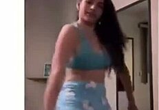 wanna see these big ass prostitutes?