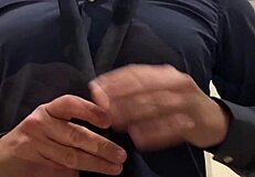 Amatoriali sborrate casalinghe con seghe e gemiti da un cazzo grosso, omaggio di sperma voluttuario?