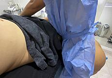 i couldn't resist flashing my huge ass to the masseuse it felt so real