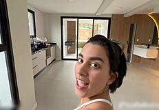 I SEDUCED the DELIVERY guy with my HUGE ASS and he fucked me BLOWJOB style