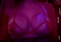 Italian big tits milf Artemisia makes her juicy natural boobs bounce teasingly at the public curb in slow motion