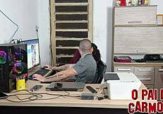 os carmonas fodendo o cuzinho da candy crush no pelo