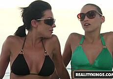 we live together - bree daniels celeste star sammie rhodes 3 - five star chicks - reality kings