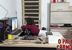 os carmonas fodendo o cuzinho da candy crush no pelo