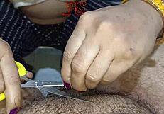 desi big boobs bhabhi hair remover