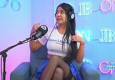 Busty latina goes wild on fuck machine then sucks cock