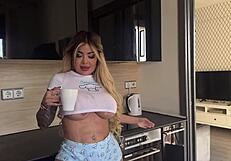 Argentinian roommate wakes up horny and chokes on cuban cock