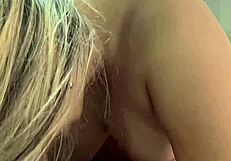 Ver fútbol me pone muy caliente and i ride hard!