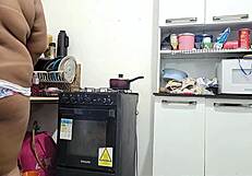 Vejo Minha Madrasta De Calcinha E Faço Ela Ter Um Squirt