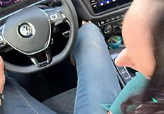 risky blowjob leads to car fuck