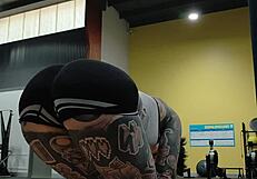 booty at the gym shows hot milf ass during workout