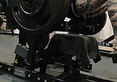booty at the gym shows hot milf ass during workout