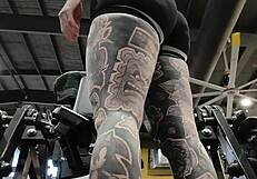 booty at the gym shows hot milf ass during workout