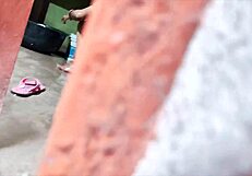 stepsister taking a bath voyeur video