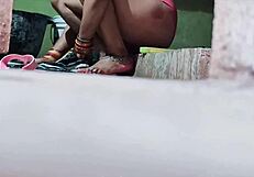 stepsister taking a bath voyeur video