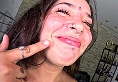ela sai toda gozada e vai para o banho para a proxima cena so de anal - nicky valente