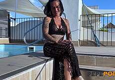 Divorced milf meets young guy