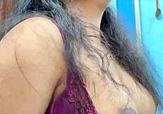 Indian couple turns night into wild bedroom sex
