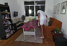 massagista safadinha me contratou para uma massagem completinha bem relaxante