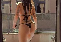 she sucked it all off in a bikini after the pool