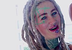 Alt dreadhead anal fucks ladyboy