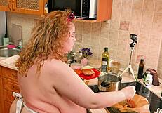 bbw anna katz cooking with her tits out in kitchen
