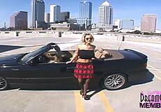 Risky Public Flashing With Mindy And Her Enormous Juggs
