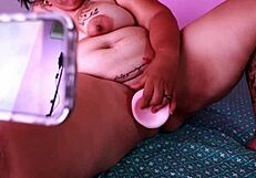 en mi cama justo delante de ti y masturb�ndome hasta que mi co�o me da jugo