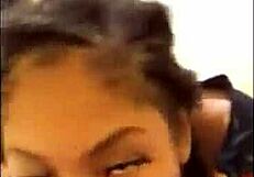 A good blowjob from amateur ebony girl gets her wet