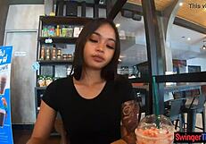 สาวไทยสมัครเล่นสุดน่ารักตูดใหญ่ดูดแล้วโดนกระแทกหีแรง