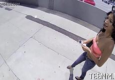 ジェイド・ジャントゼンが濡れたマンコで激しいクソファックを誘う！