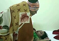 Невинa жена јебана жестоко због дуга мужа, моли да стане!