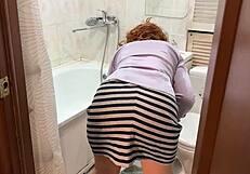 Stepmom matang rasa nikmat lama ditunggu dalam bontot ketat