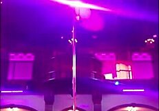 Destiny 18+ Mae plný tanečný set v Oval Office Green Bay očaruje