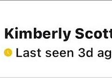 Kim fierbinte își arată curbele mature naturale într-un afișaj fierbinte