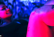 Ayak Tabanımı Yala ve Gıdıklayarak Beni Azdır, Femdom Fetişinde Bağlı