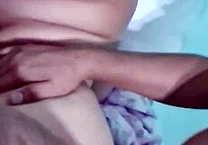 自家製アナルをワイルドなポーズで隣の女の子と試したことある？