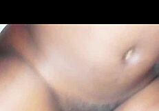 كس الفتاة الساخنة يُدمر بزب كبير في عودة الغيتو