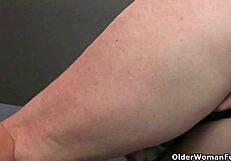 Brittiska Becky och belgiska Sabine gör mig galen med analaction