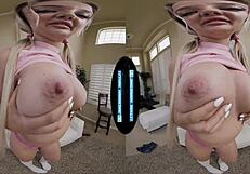 おい、ベビーシッターがダブルDでVRで激しく騎乗