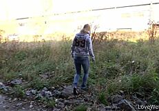 เฮ้ย ไวโอเล็ตโชว์น้ำแตกพุ่งกลางแจ้งกล้าได้ไง