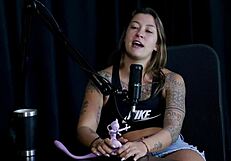 Cewek 18+ Pakai Lingerie Mainan Toys dari Sudut Pandang Casting