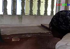 Не могу дождаться, чтобы трахнуть мою BBW-соседку по соседству, проверяя церковные проекты.