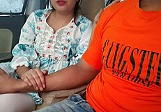 สาวเดซี่อินเดียน่ารัก Saara Bhabhi รับควยใหญ่ในเซ็กส์รถยนต์เสี่ยงกลางแจ้ง