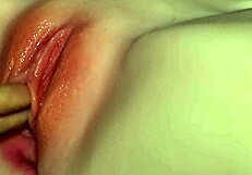 Вау, он мастер вагинальной мастурбации для потрясающих страстных оргазмов!