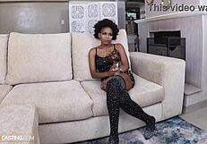 Modelo ebony monta al productor tras falso casting