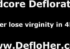 מאנון ארטק חמודה מפתה עם תחתוני תחרה באוננות קלוז-אפ בקאסטינג